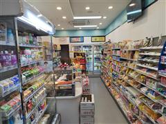 恒峰步行街30平便利店转让